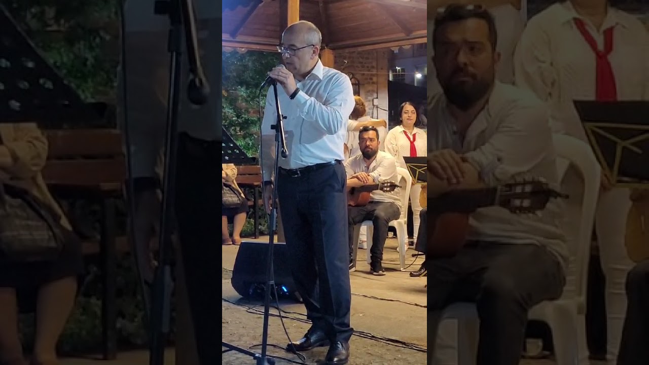 Ak göğsünde nokta nokta ben olam. Ali BODUR