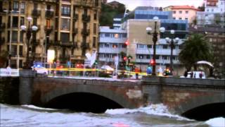 Imágenes de los destrozos provocados por las olas en Donostia (alarma roja)