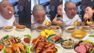 Download Lagu 自私老公抢走面条上的小火腿腸，我等他吃飽拿出大块火腿肉，他傻眼了【胖嫂美食】 MP3