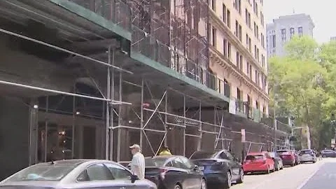 NYC mayor unveils plan to speed up removal of scaffolding, construction sheds
