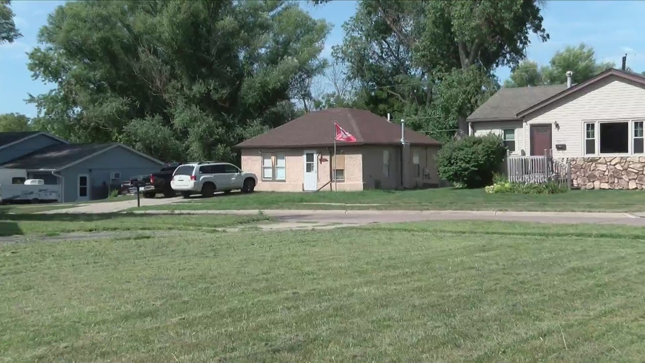 Early morning shooting leaves one dead - YouTube