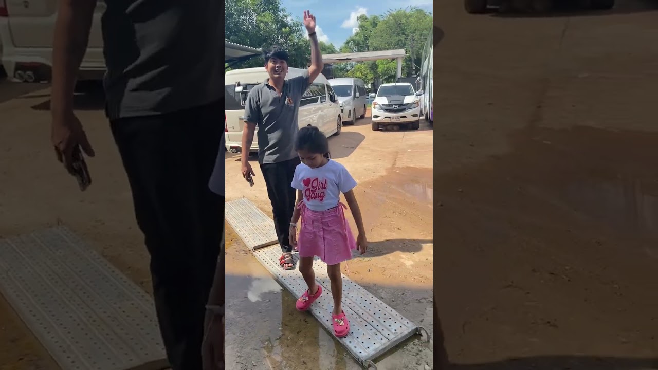 อิหล่าจ๋า ตามหาพ่อจ๋ามาถ่ายMv