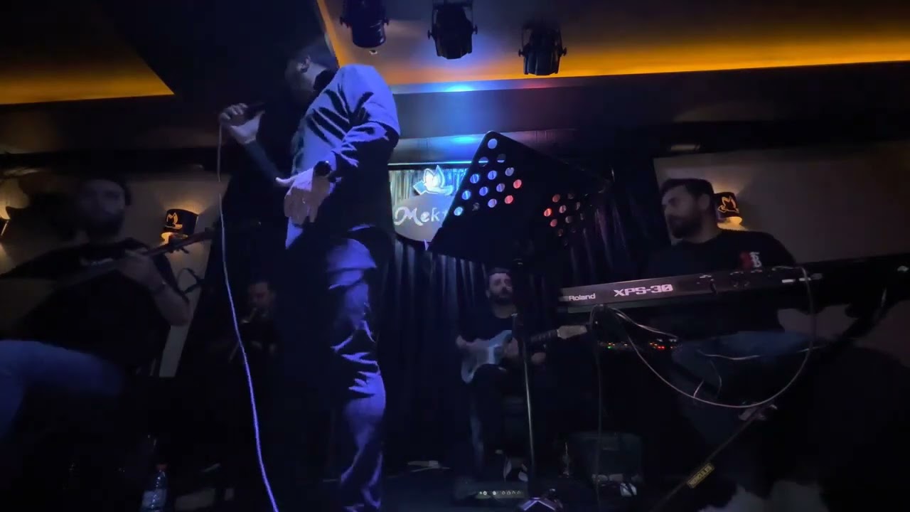 Kan Gider (Bağlama: Eren Turan)