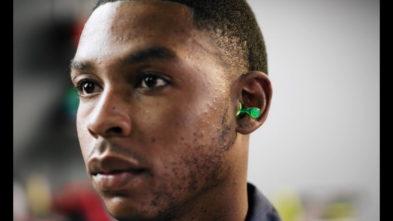 Glide® Twist In Earplugs - YouTube