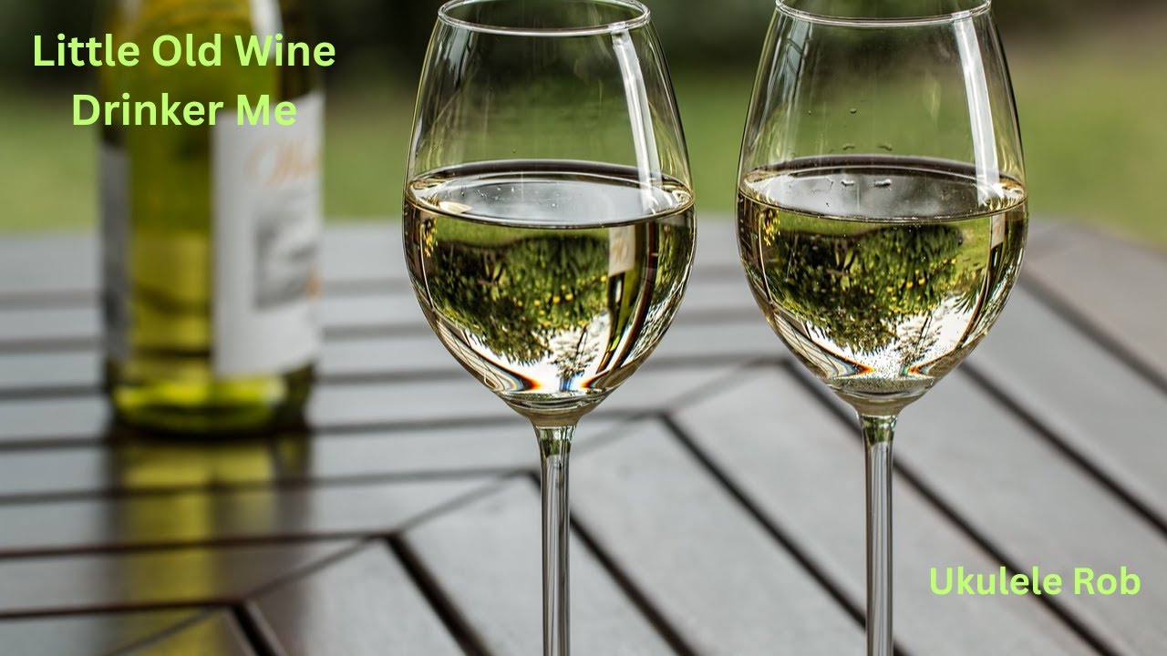 Little Old Wine Drinker Me [Baritone Ukulele] cords & lyrics in Description.