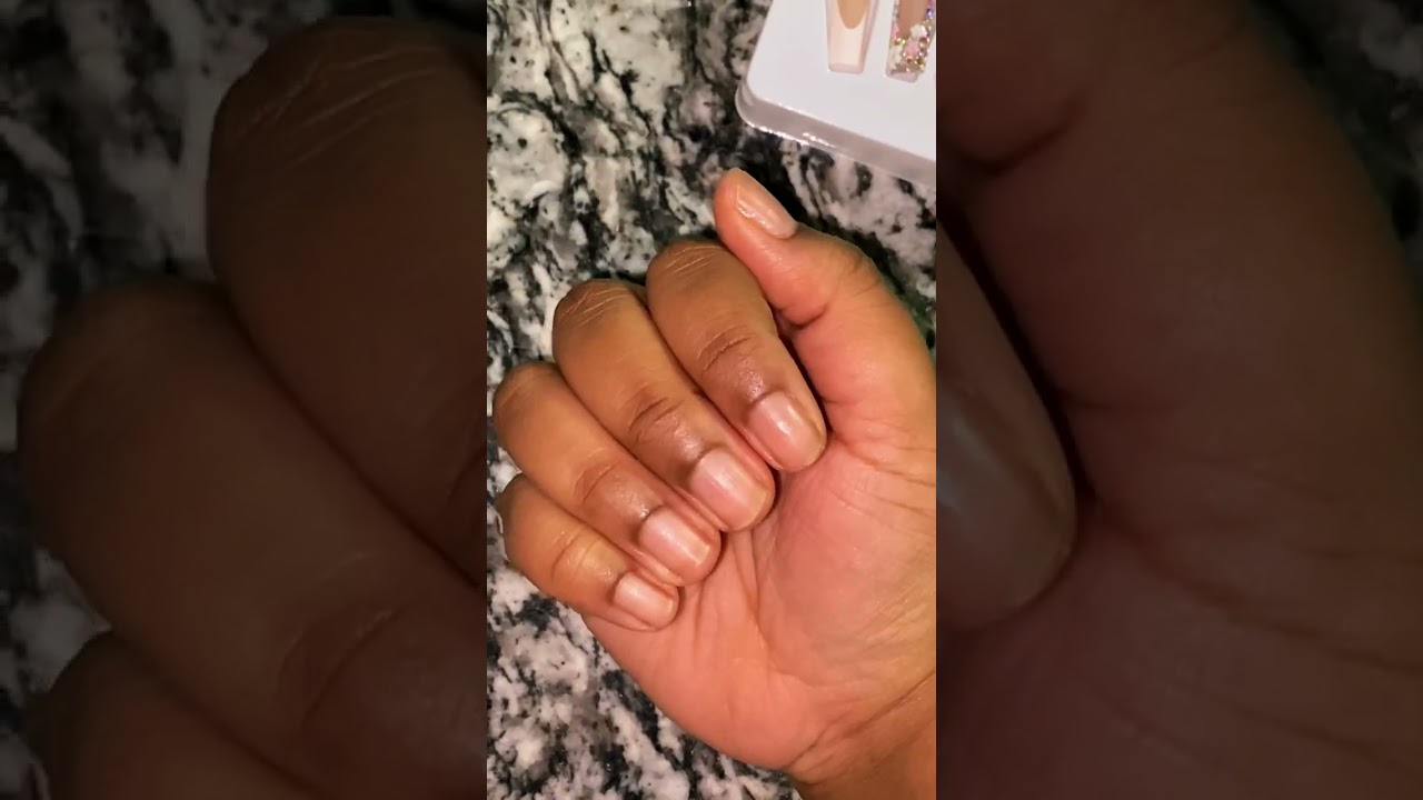 Long-lasting press-on nails tutorial #nails #fok #nailtutorials Long-lasting press-on nails tutorial #nails #fok #nailtutorials