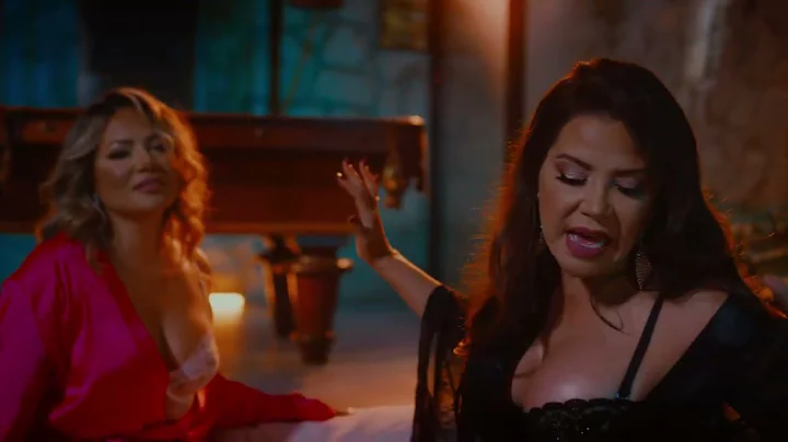 PAOLA PRECIADO FT. HELEN OCHOA - EN CARNE VIVA