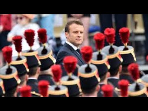 Generais franceses advertem Macron para perigo de guerra civil na França.