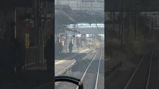 恵庭駅に到着する千歳線上り快速エアポート721系の前面展望