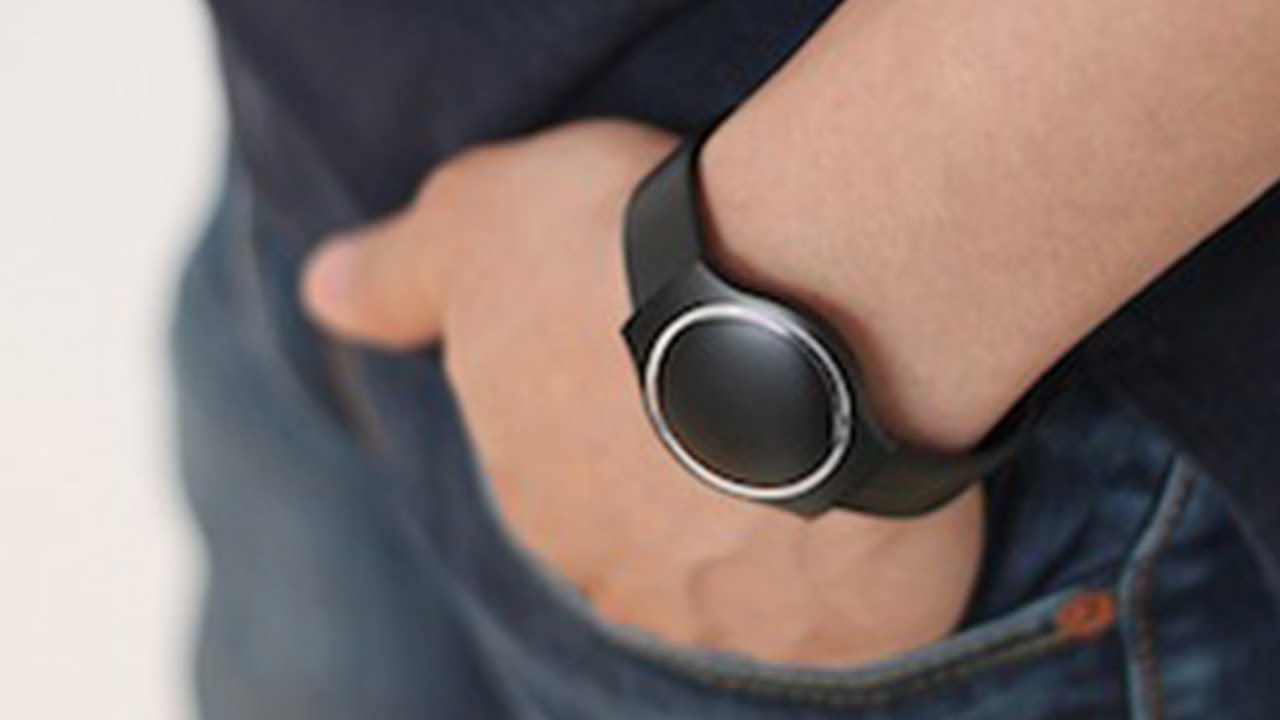 Amazon Consumers Like Wearables Despite Recent Negative Press Amazon Consumers Like Wearables Despite Recent Negative Press