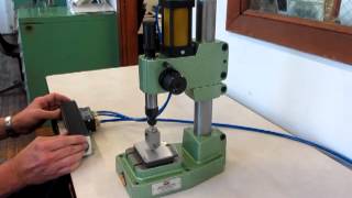 Pneumatic Press with Renco Dual Palm Controls - MC-19 Pneumatic Press | Durable Technologies