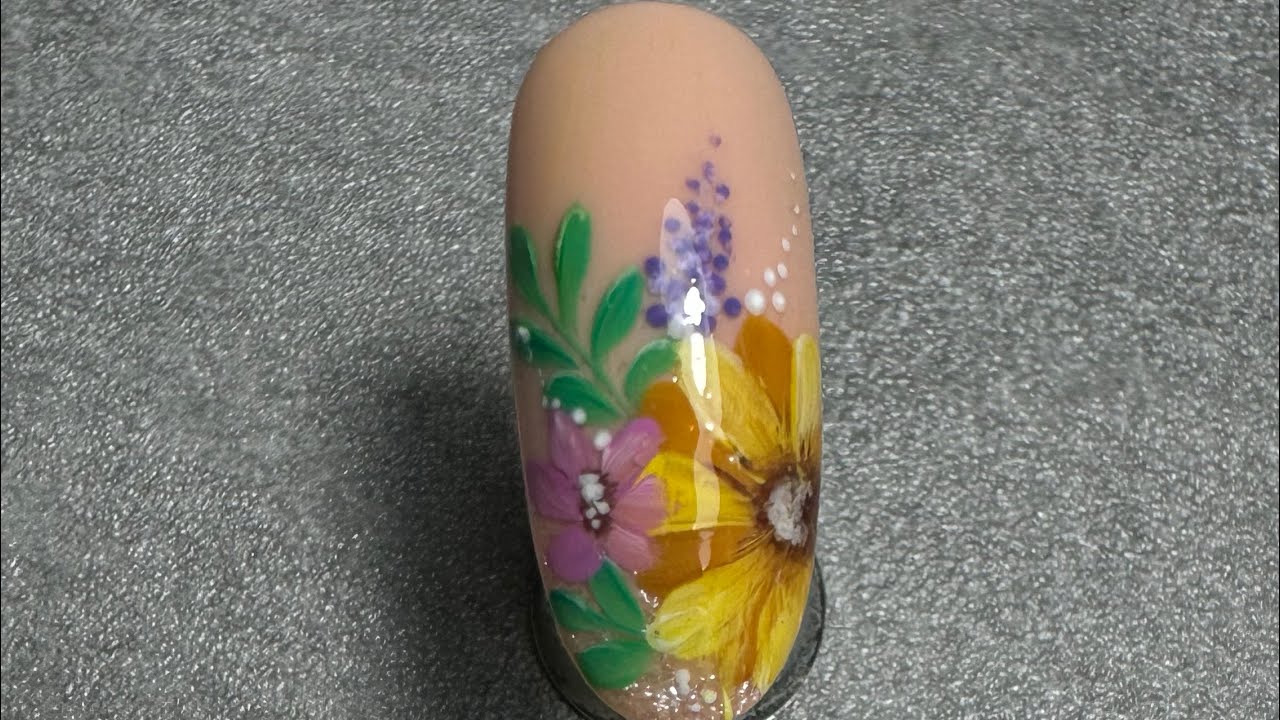 Műköröm díszítés Bolla Ilditől