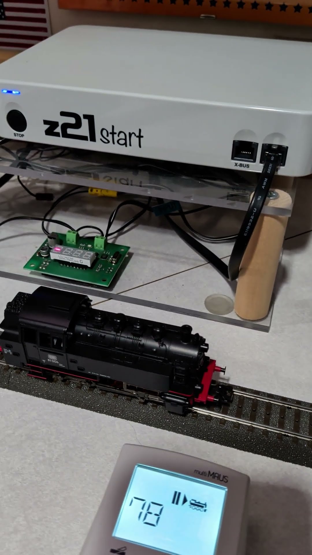 Testing Roco z21 Start Command Station on Marklin locomotive
