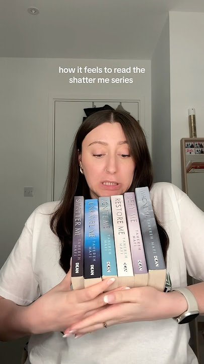 the shatter me series is really a rollercoaster 🤪 #shatterme #booktok #booktube #aaronwarner
