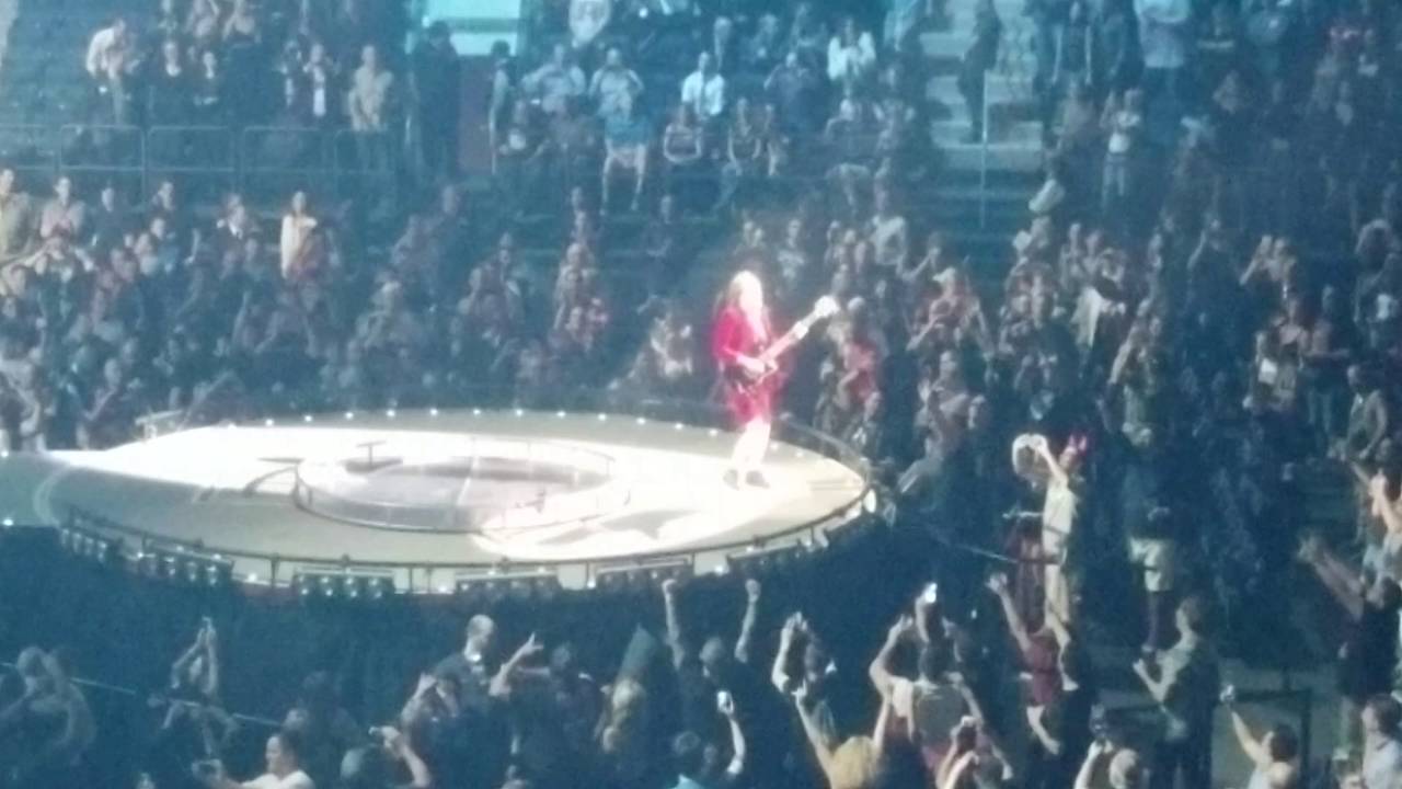 AC/DC- Shoot To Thrill @ Madison Square Garden 9-14-2016 - YouTube