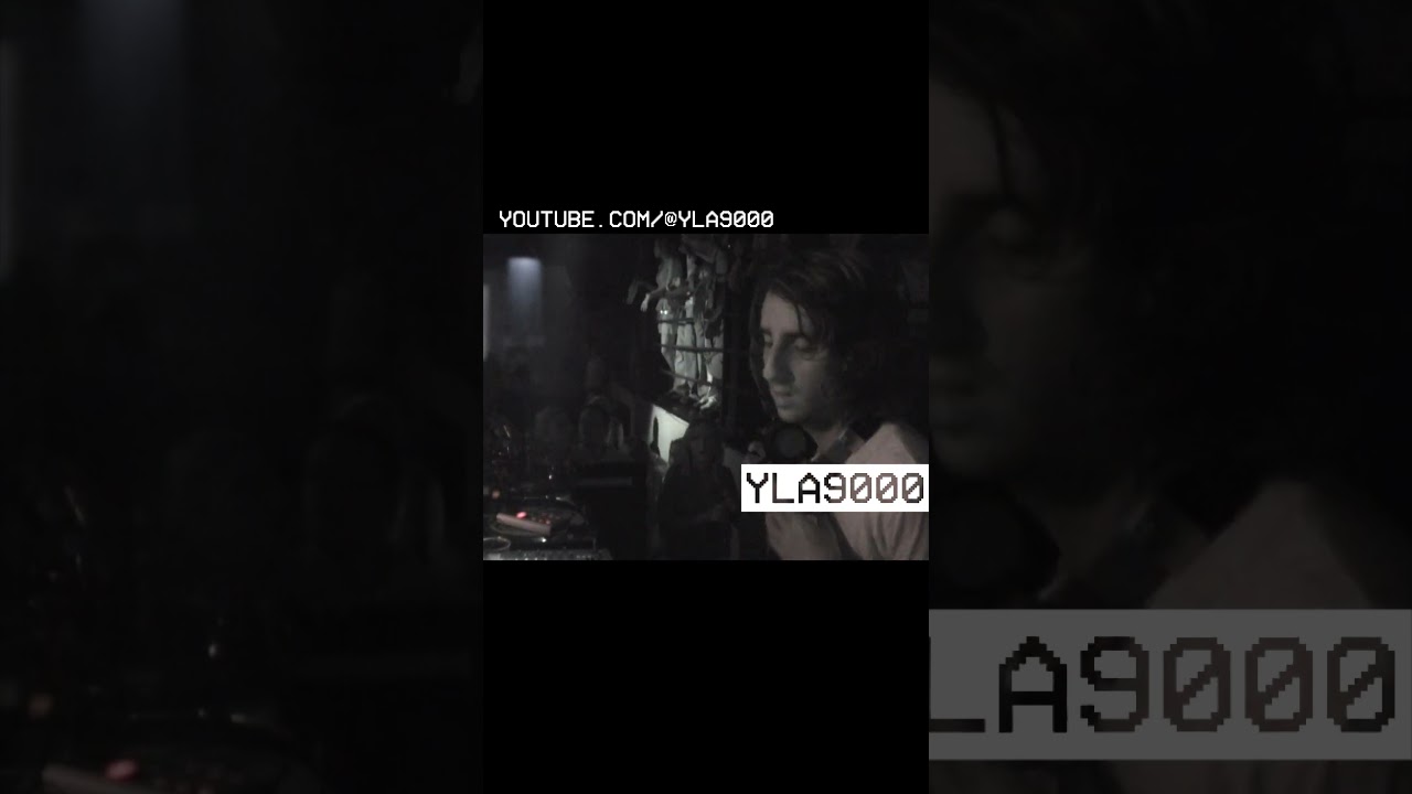 Short video youtube Techno music Naples yla9000Your love archive