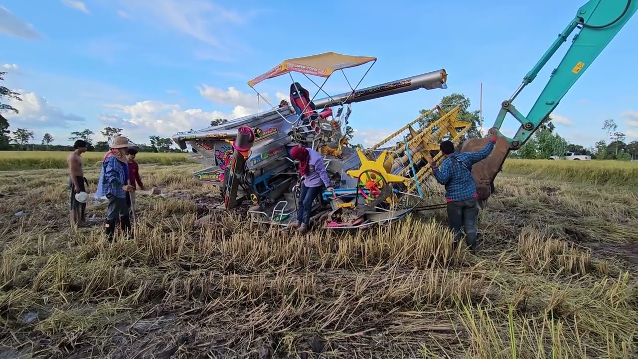 ภารกิจกู้รถเกี่ยววรพจน์จมทุลักทุเลมาก