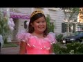 Juanita And Gabrielle At A Birthday Party Desperate Housewives 5x01 Scene Juanita And Gabrielle At A Birthday Party Desperate Housewives 5x01 Scene
