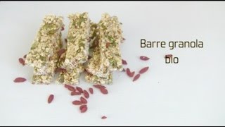 Oum Naturel - Barre granola bio aux baies de goji ( sans cuisson)(DÉROULE MOI ! --☟☟-------------------------------------------- Une délicieuse recette de barre de granula simple et moelleuse qui peut être..., 2016-09-20T07:21:46.000Z)