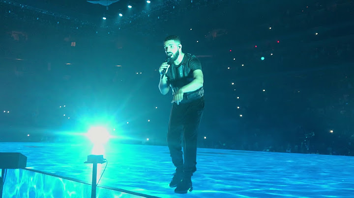 Hotline Bling Live version - Live performance video thumbnail