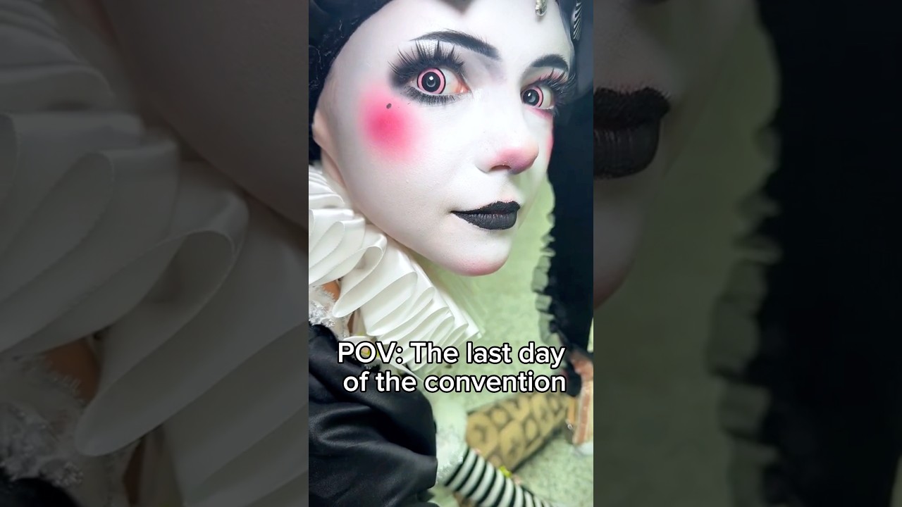#pov It’s the LAST day of the convention!! #makeup #cosplay #jester #clown #convention