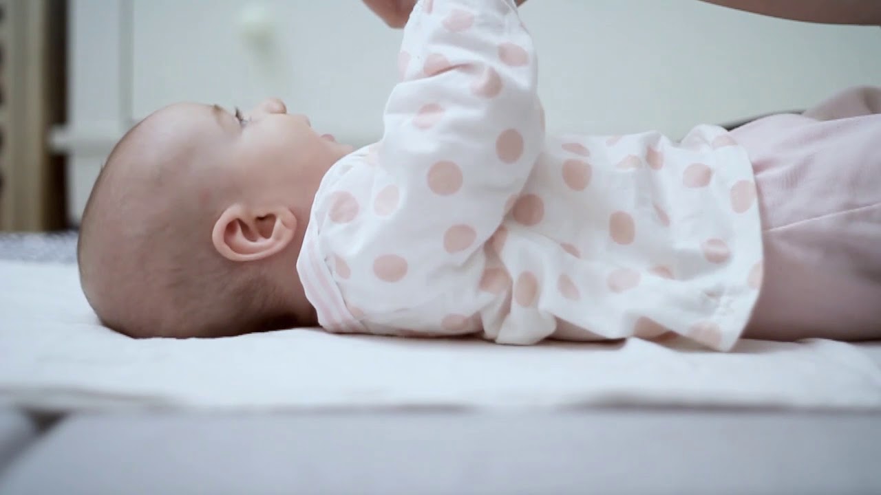 התהפכות מהגב לבטן