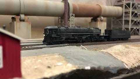 N scale intermountain ac-12 cab forward with Tsunami2 dcc sound individual lights departing Monolith