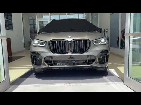 2022 BMW X5 in Manhattan Green - YouTube