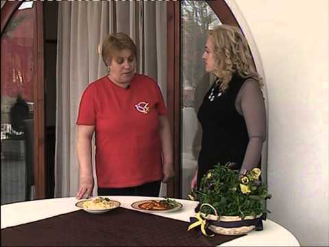 Видео: Как да приготвим салата с манатарки?
