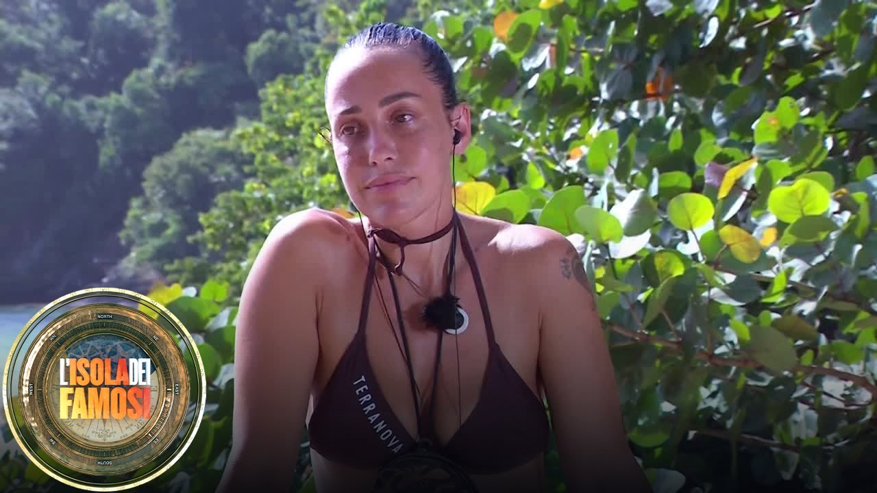 L'Isola dei Famosi - Il commento di Teresanna Pugliese sul confronto con Mario Adinolfi