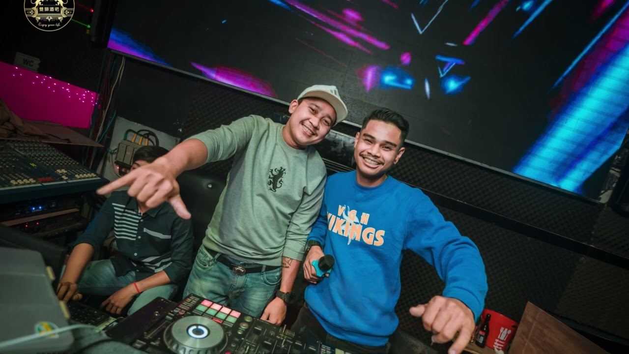 អ្នកណាមិនឈឺសង្សារសុំបែក - LO GANE RMX - FUNKY HOUSE - 2023