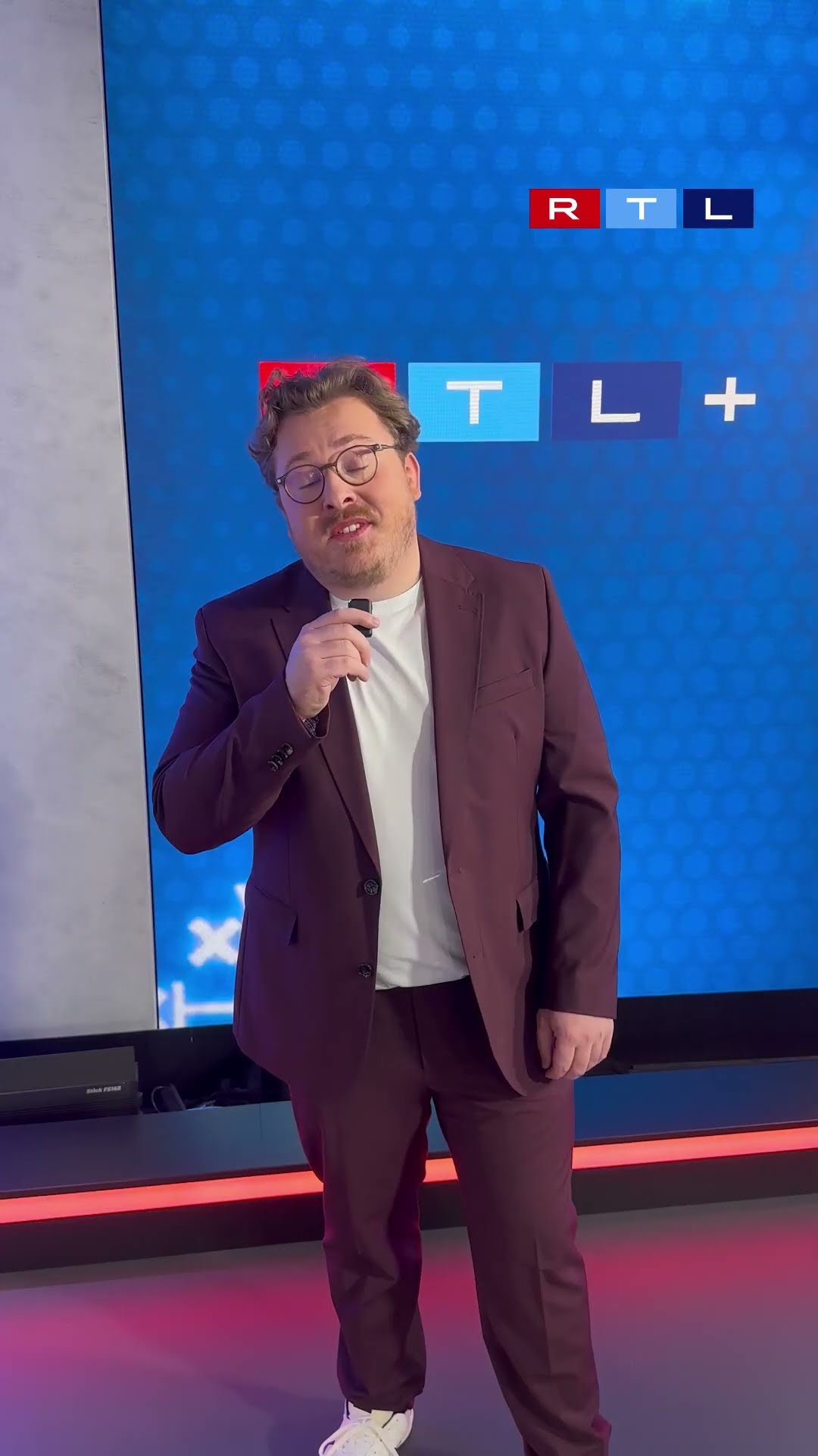 Die #RTLNFL-Crew grüßt auf einem anderen Level!?