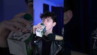 Thumbnail for NOVEJ POPSTAR TEA! Jaký je? 😮💨 #shorts #popstartea #ochutnávka #viktorsheen #marcel