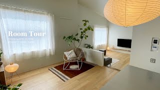 【ルームツアー】シンプルでモノを最低限に。まるで美術館の様な洗練されたお家│2階リビング・3LDK・新築一戸建て│Room tour