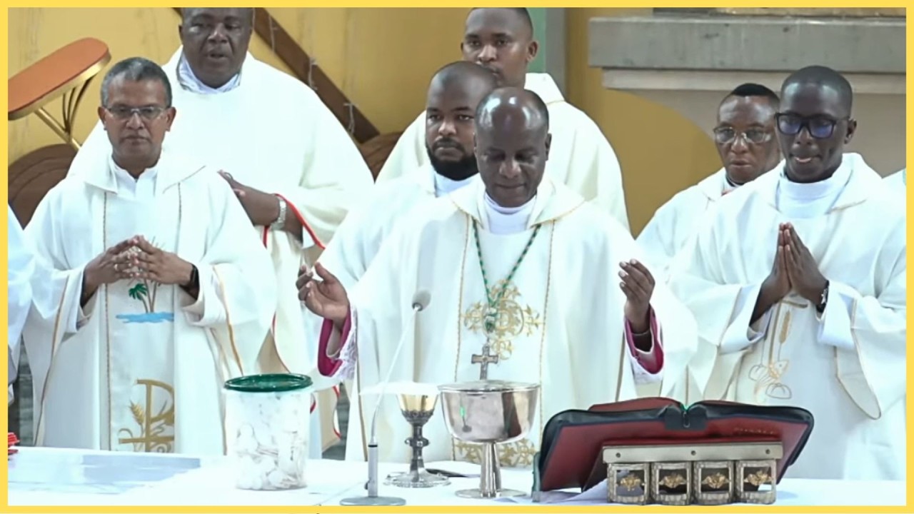 🔴#LIVE:MISA YA KUAGA MWILI WA KARDINALI PENGO KANISANI MUDA HUU