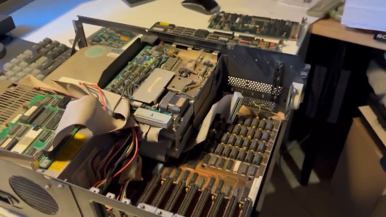 IBM 5160 XT - Sneak peak of PC successor - YouTube