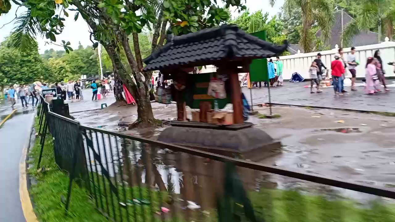  Wisata  ke Candi Borobudur Magelang Jawa  Tengah  Indonesia 4 