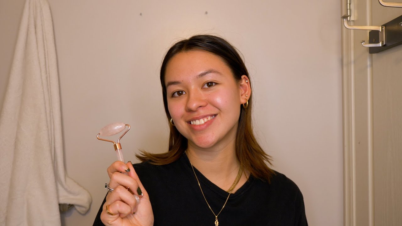 Rose Quartz Roller & Gua Sha Facial Massage Set