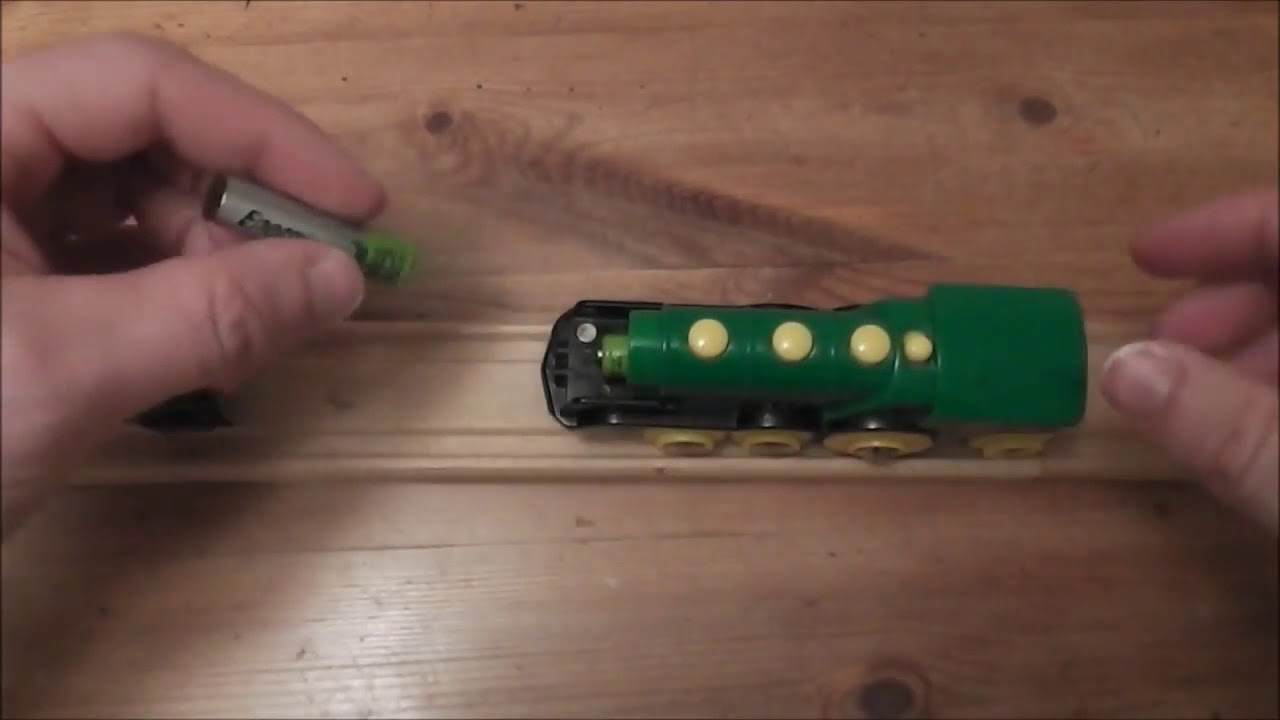 brio green locomotive