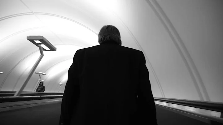 Les Deux Love Orchestra - The Moth & The Flame