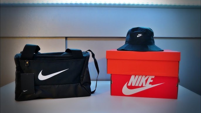 Unboxing/Reviewing The Nike Brasilia Gym Bag (Extra Small) 