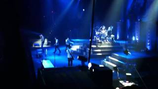 AVENGED SEVENFOLD- AFTERLIFE (Live From Rockford Metro Center 2011)