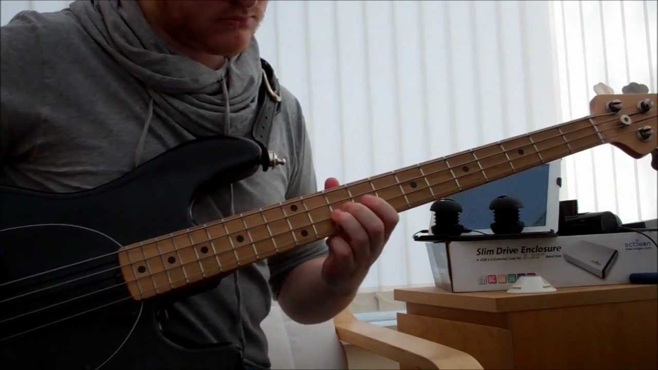 Red Hot Chili Peppers Aeroplane (Bass Cover) YouTube