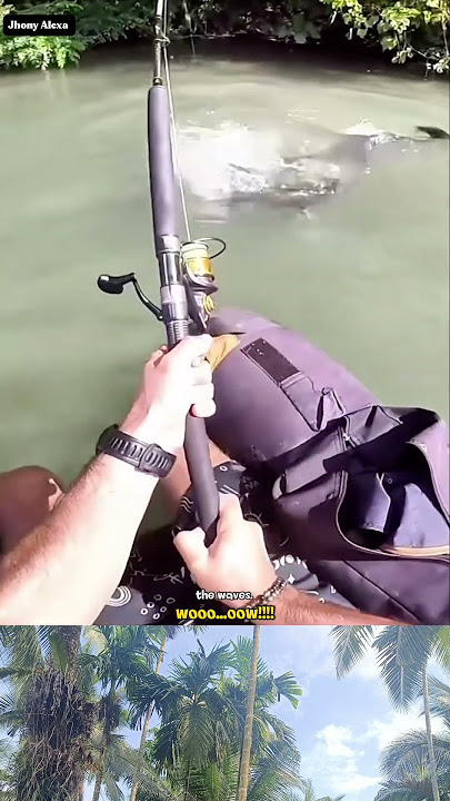 Seconds||My rod swing was grabbed by a ferocious monster!! 😱😱 Fishing #shortsfeed