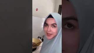 SubhaAllah wife reciting verses from Quran in kitchen | 2022 | My Hope Allah screenshot 5