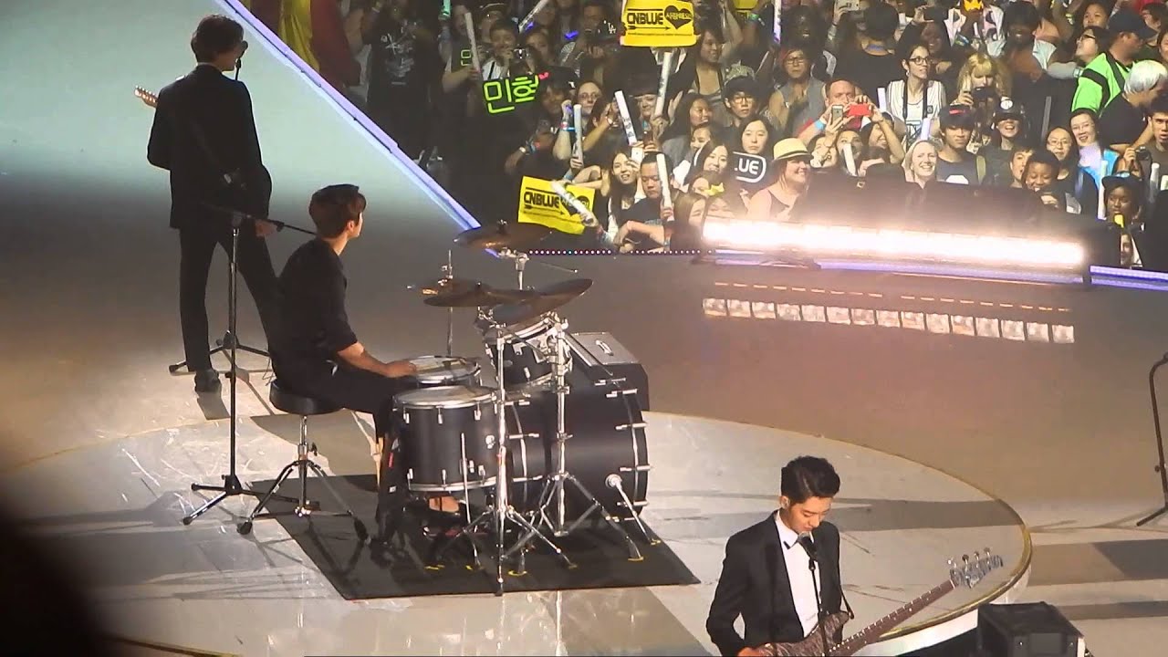 KCON 2014 FANCAM CN BLUE