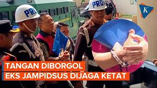 Handcuffed! Febrie Adriansyah Arrives at the Attorney General's Office, Questioned Regarding Mone...