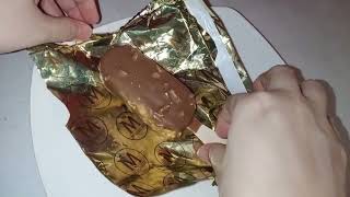 Selecta Magnum Almond Ice Cream Bar