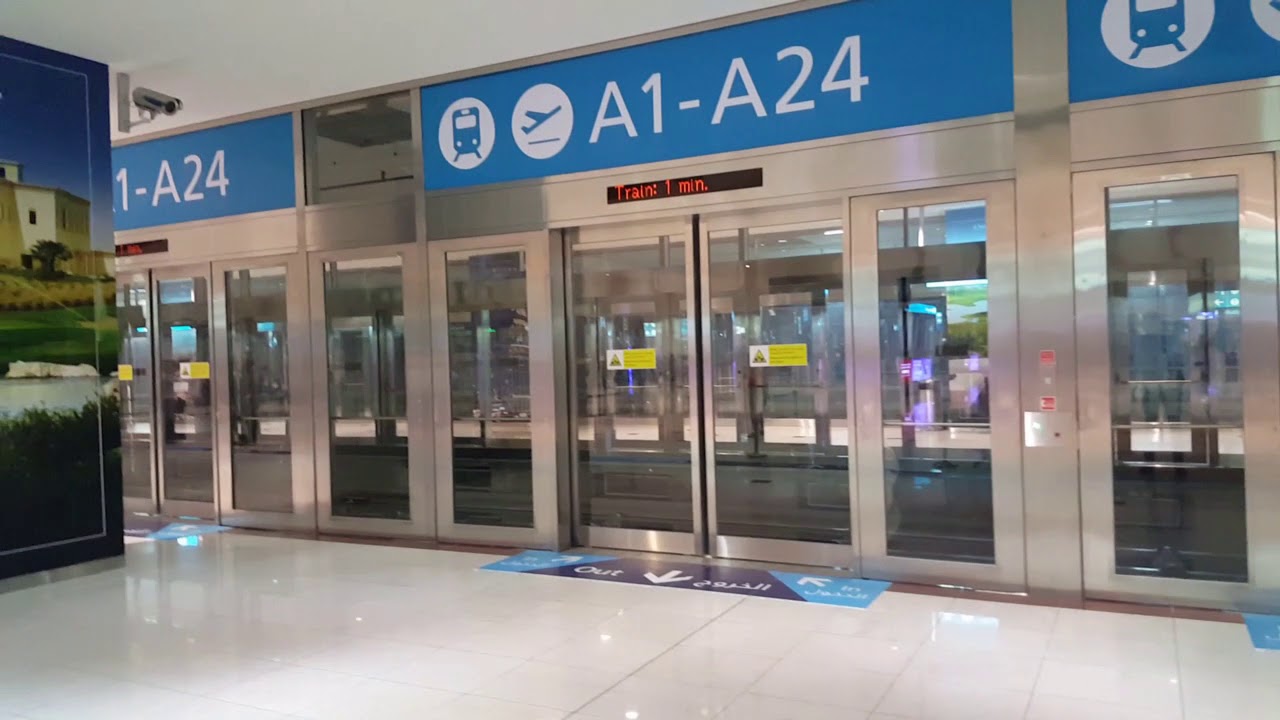 Chegando no aeroporto de Dubai - YouTube