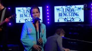 Linda Bengtzing - Alla Flickor (Live Nyhetsmorgon 2008)